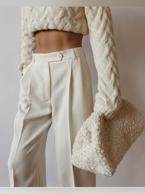 COS Teddy Fleece Clutch Cream color